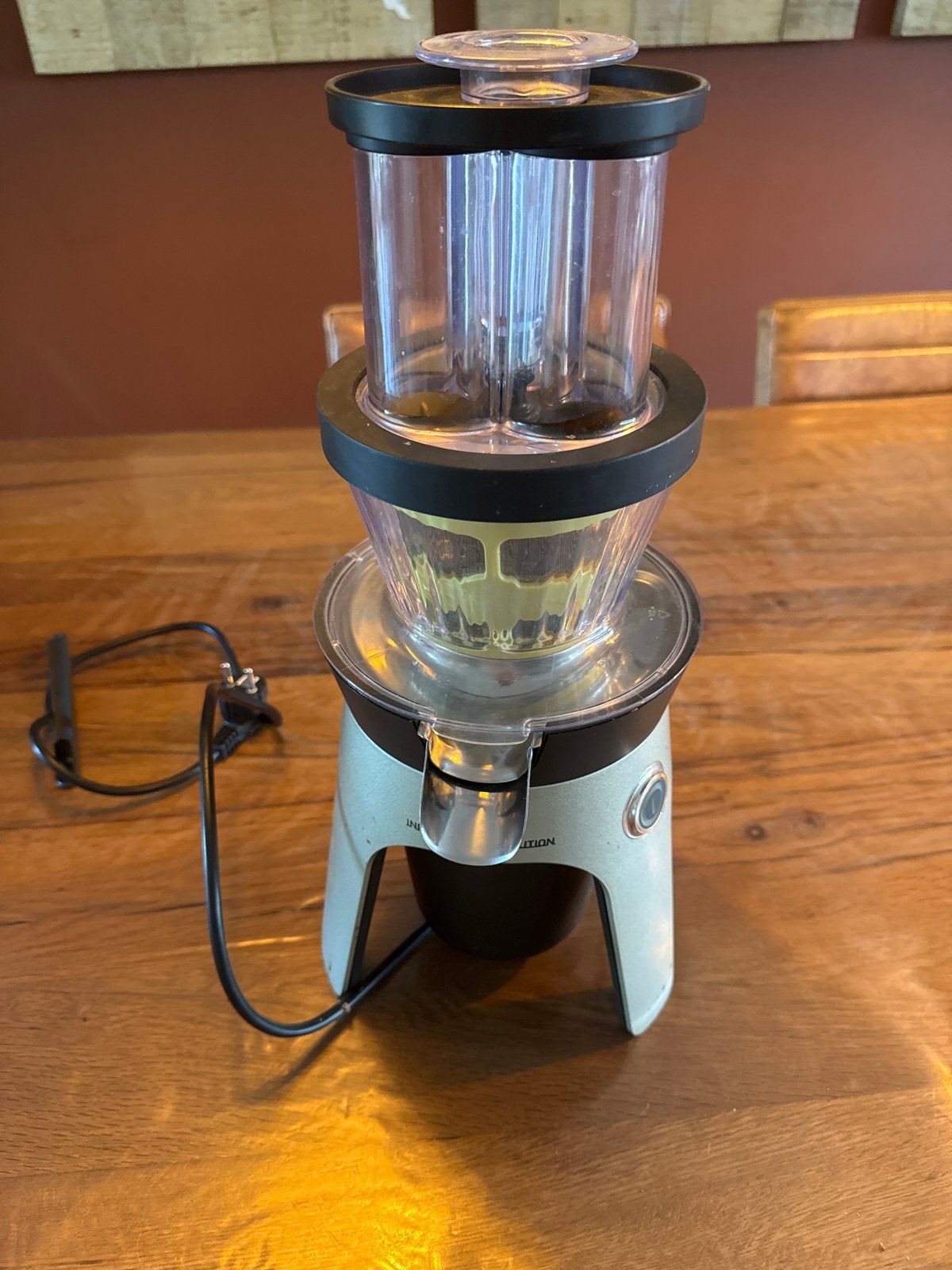 Tefal Infiny Press Revolution Slow Juicer, Ophalen, Gebruikt, Vaatwasserbestendig, Minder dan 1 liter