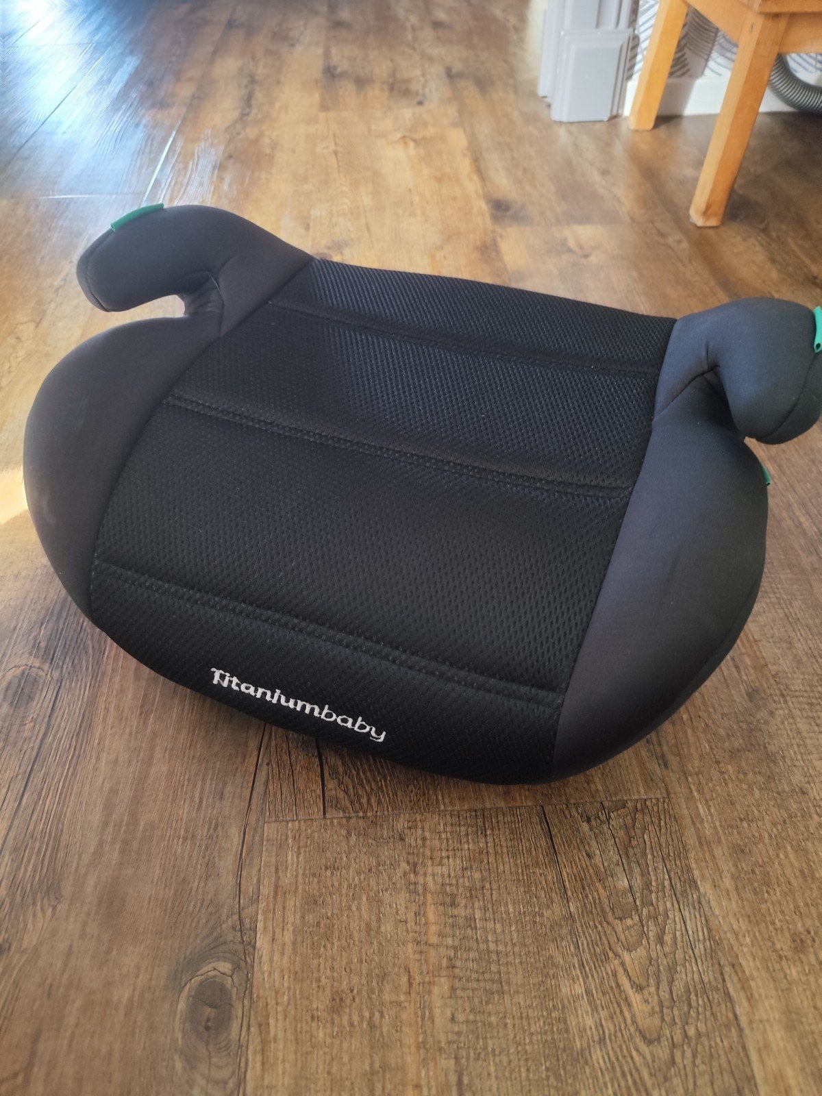 Titaniumbaby zitverhoger, Overige merken, 15 t/m 36 kg, Ophalen of Verzenden, Gebruikt