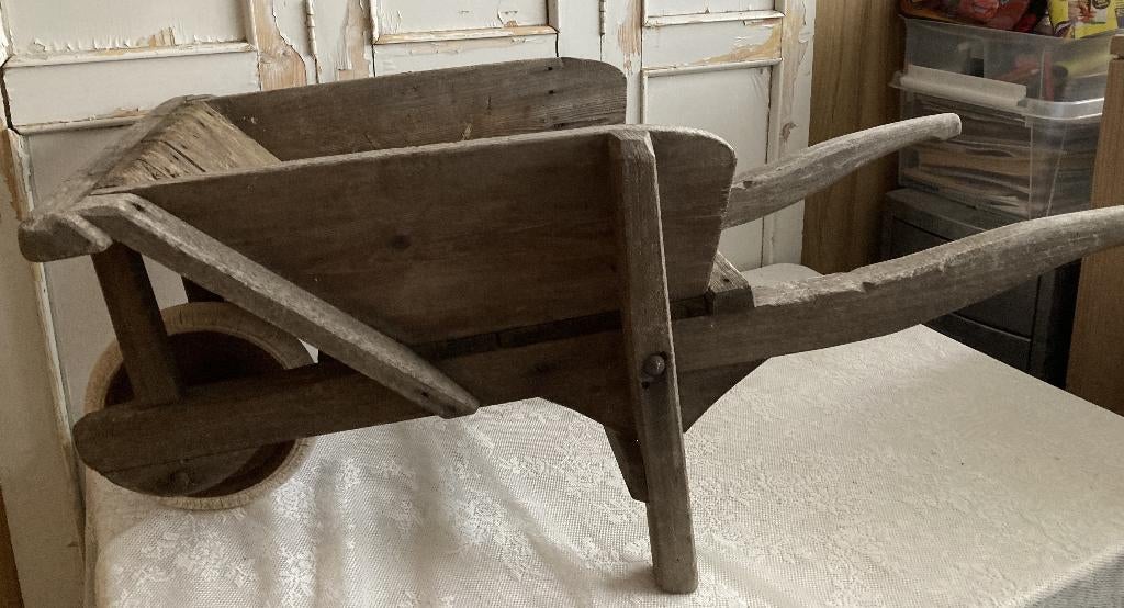 Brocante oude houten kruiwagen, Ophalen