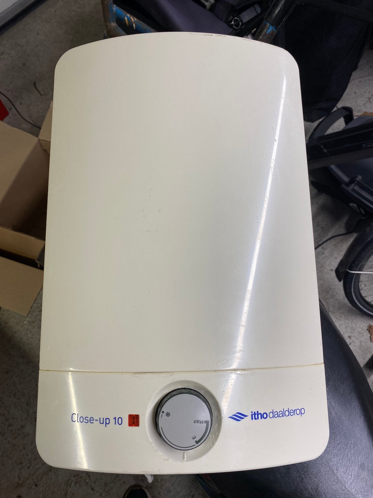 Close up 10 liter met aansluitset, Minder dan 20 liter, Boiler, Ophalen of Verzenden, Minder dan 3 jaar oud