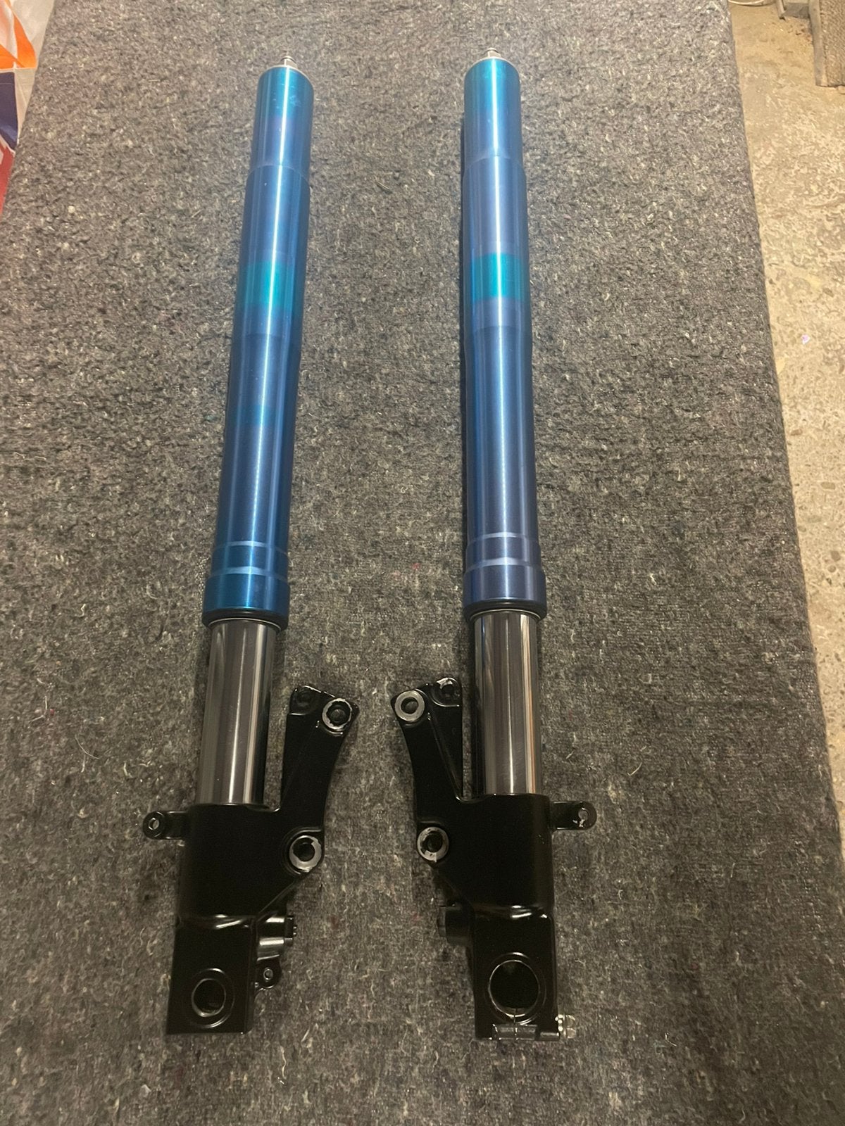Suzuki gsxr usd voorvork poten blauw, Ophalen, Gebruikt