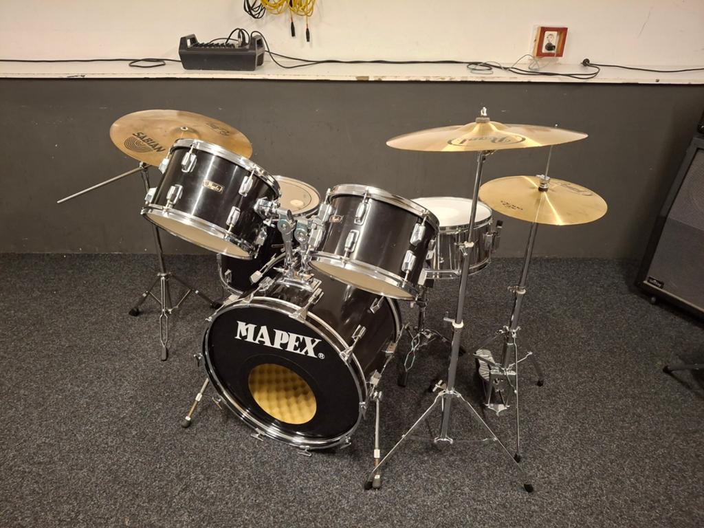 Compleet Vintage 70s  pearl wood fiberglas drumstel, Muziek en Instrumenten, Ophalen, Gebruikt, Pearl