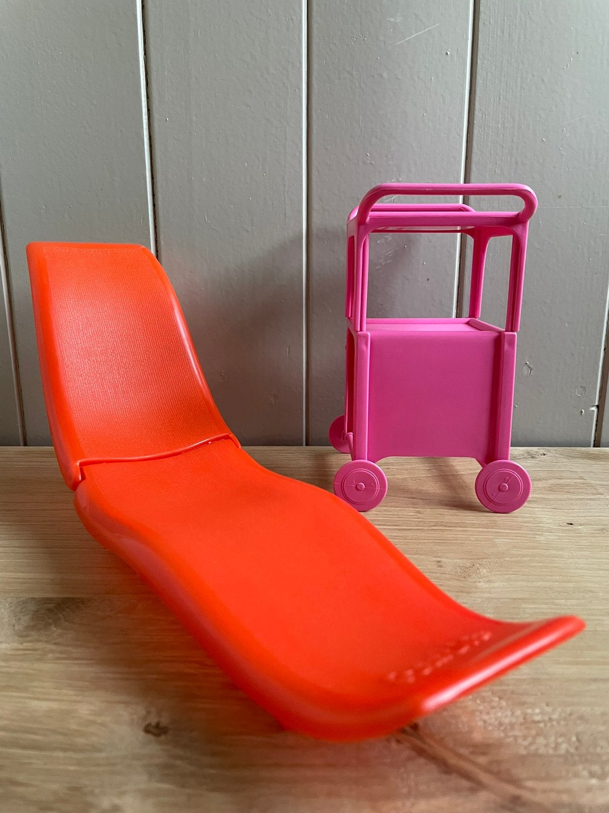 Vintage Barbie patio set, ligbed, meubeltjes, Mattel 1981, Verzamelen, Poppen, Ophalen of Verzenden, Gebruikt, Accessoires
