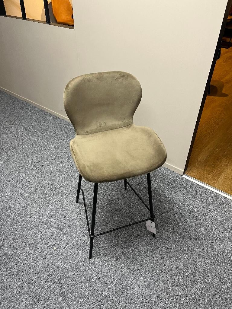 barkrukken, Ophalen, Kunststof, 60 tot 90 cm, Zo goed als nieuw