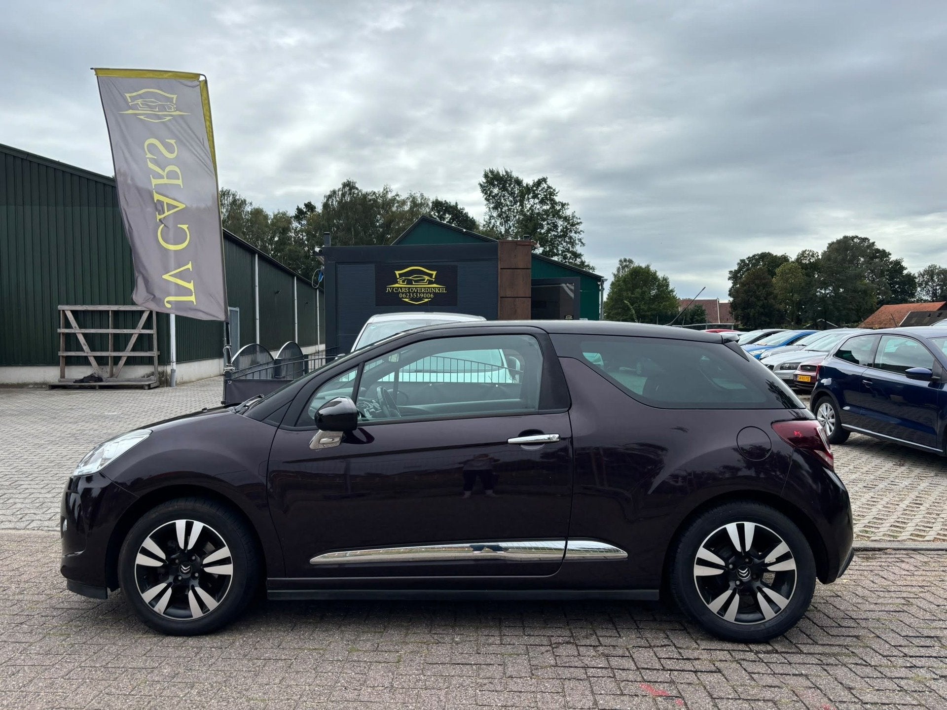Citroen DS3 1.2 e-VTi ETG So Chic AUTOMAATBOMVOL OPTIES,NAVI, Auto's, 40 €/maand, 82 pk, Origineel Nederlands, Nieuw