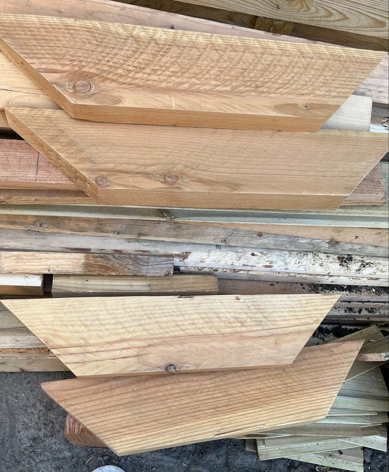 4 geschuurde en gebeitste schoorplanken, Gebruikt, 25 tot 50 mm, Ophalen of Verzenden, Plank