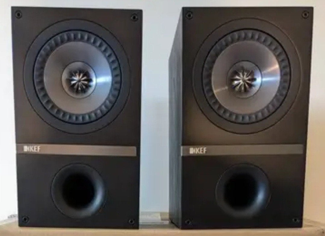 Kef Q100 Luidsprekers Bookshelf in topstaat!, Audio, Tv en Foto, Luidsprekers, Ophalen of Verzenden, Zo goed als nieuw, Front, Rear of Stereo speakers