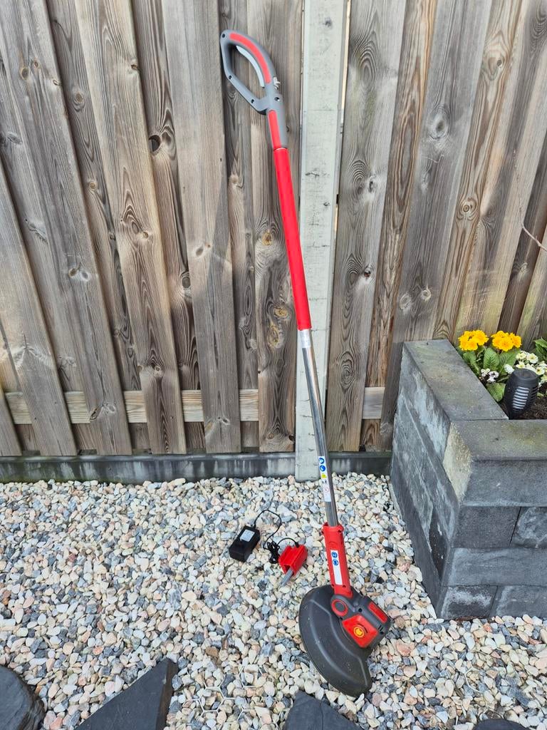 Wolf Garten Draadloze Handgrasmaaier met Oplader, Accu, Ophalen of Verzenden, 30 tot 50 cm, Wolf Garten