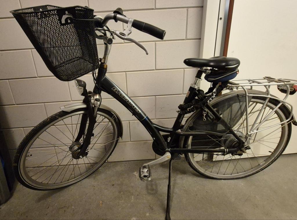 Batavus damesfiets met mand en versnellingen, Fietsen en Brommers, Fietsen | Dames | Damesfietsen, Ophalen, Gebruikt, Velgrem