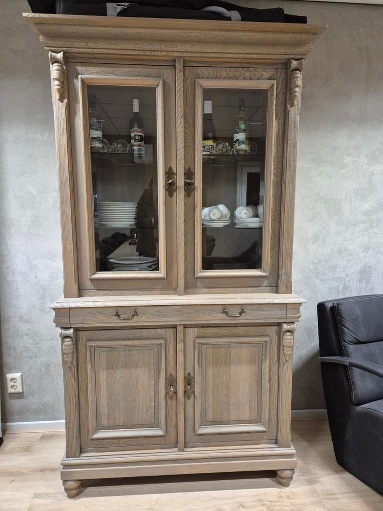 Eiken kast, Ophalen, 25 tot 50 cm, 150 tot 200 cm