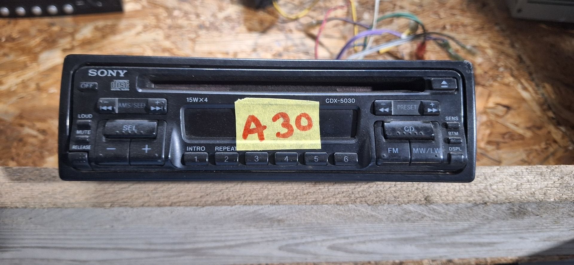 Vintage Sony CDX-5030 1-DIN Autoradio met CD-Speler (Jaren ', Gebruikt, -, -, Ophalen of Verzenden