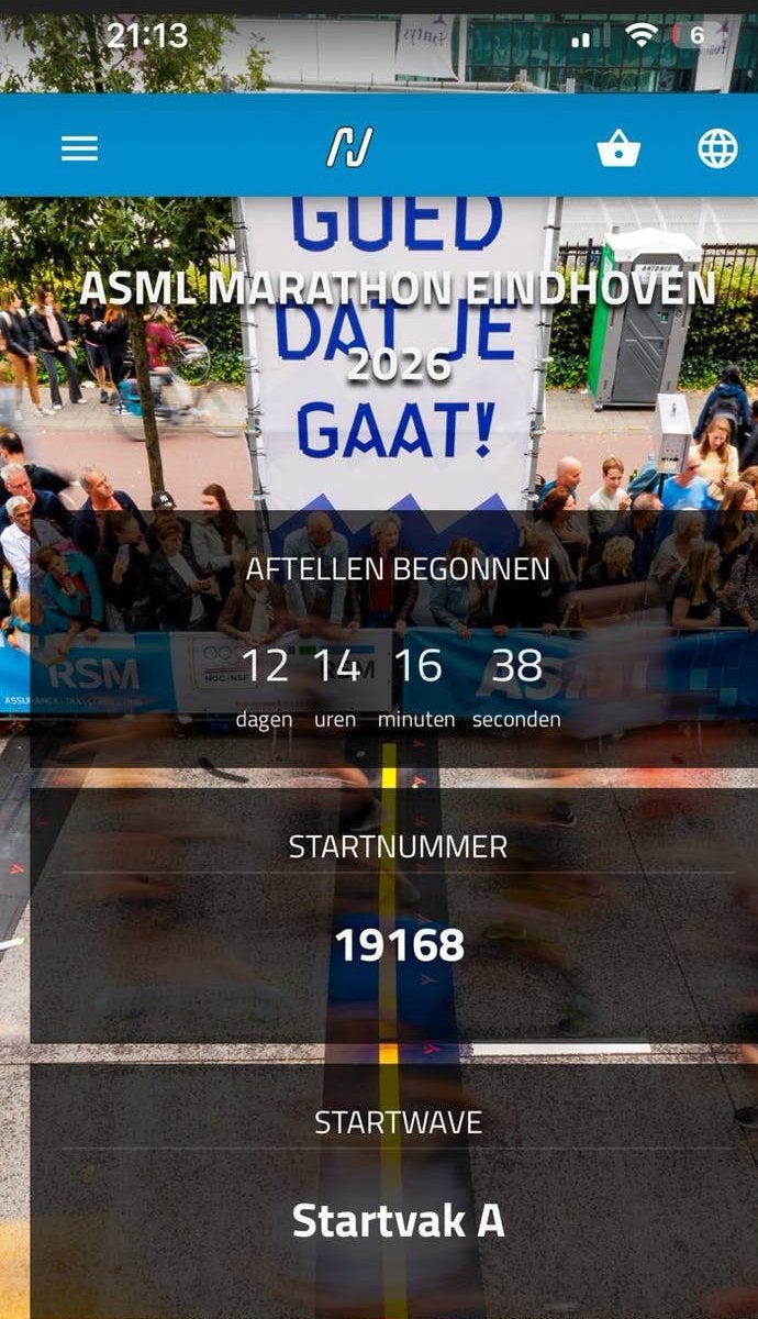 Eindhoven halve marathon incl large locker / shirt