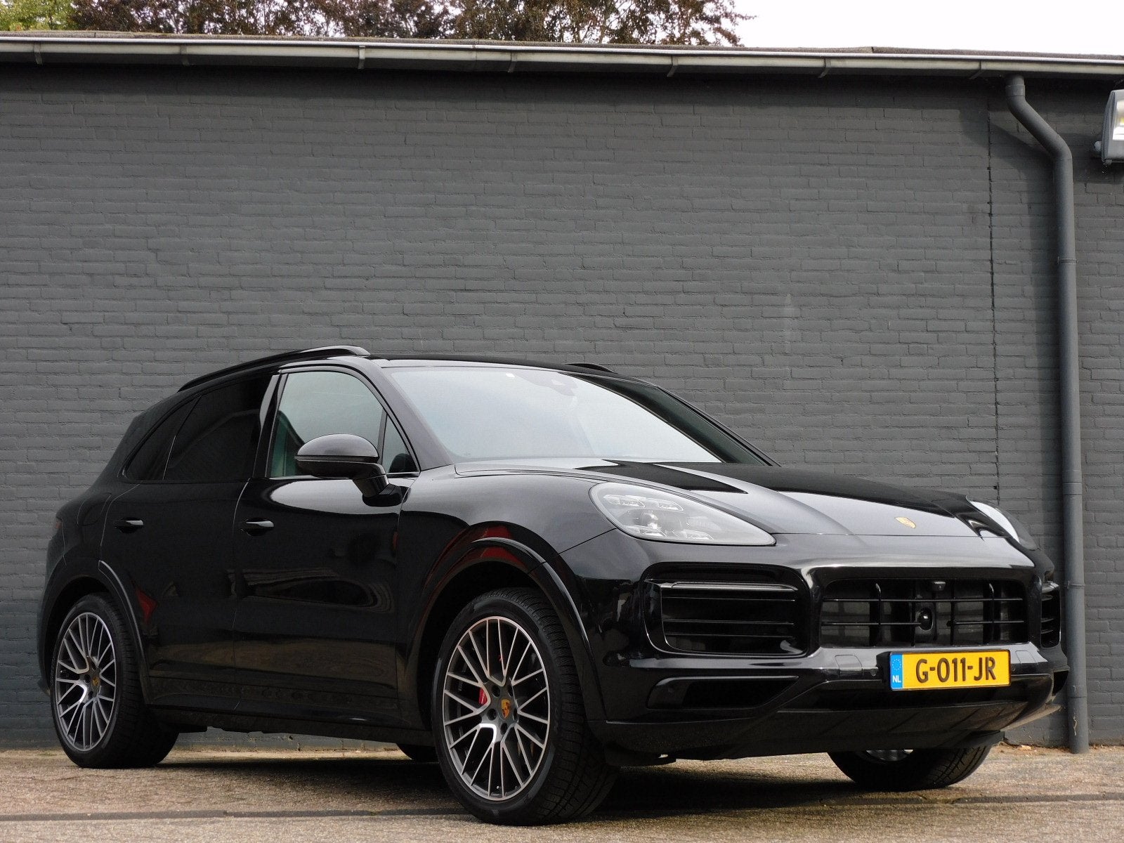Porsche Cayenne 3.0 E-Hybrid 1e EIGENAAR! PANO/SCHUIFDAK! 36, Automaat, Cayenne, 2995 cc, Zwart