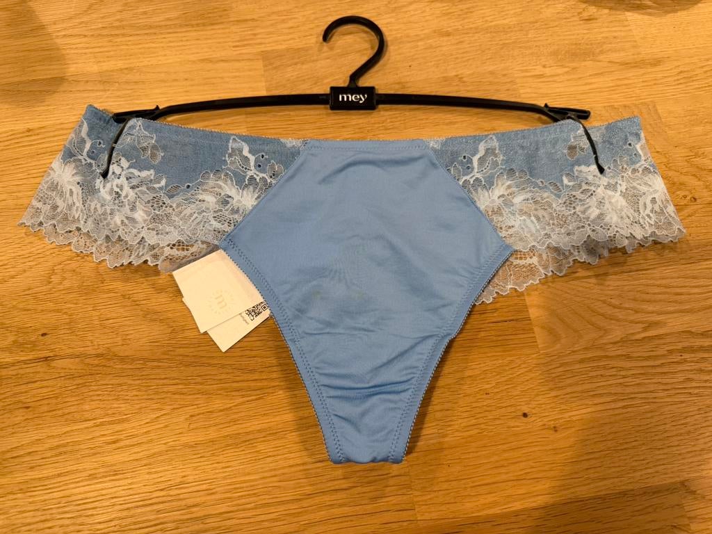 Mey string 42 NIEUW!! Nu €10, Ophalen of Verzenden, Blauw, String