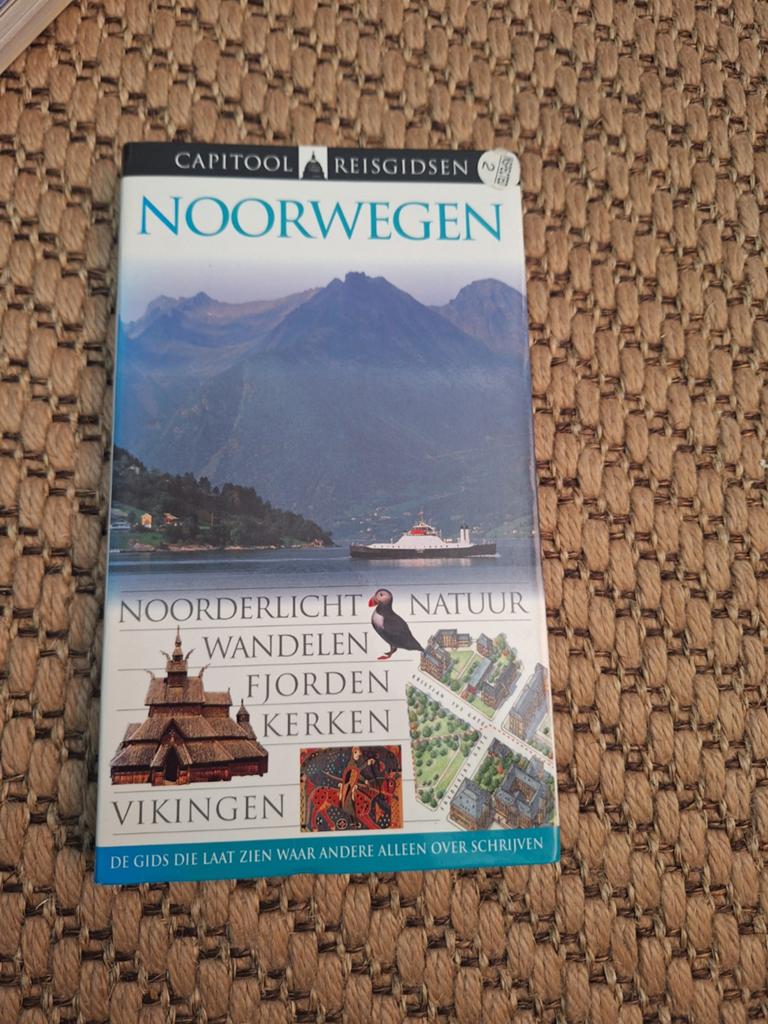 Reisgids Noorwegen.Evens Evensberget - Noorwegen, Boeken, Reisgidsen, Capitool, Europa, Ophalen of Verzenden, Reisgids of -boek