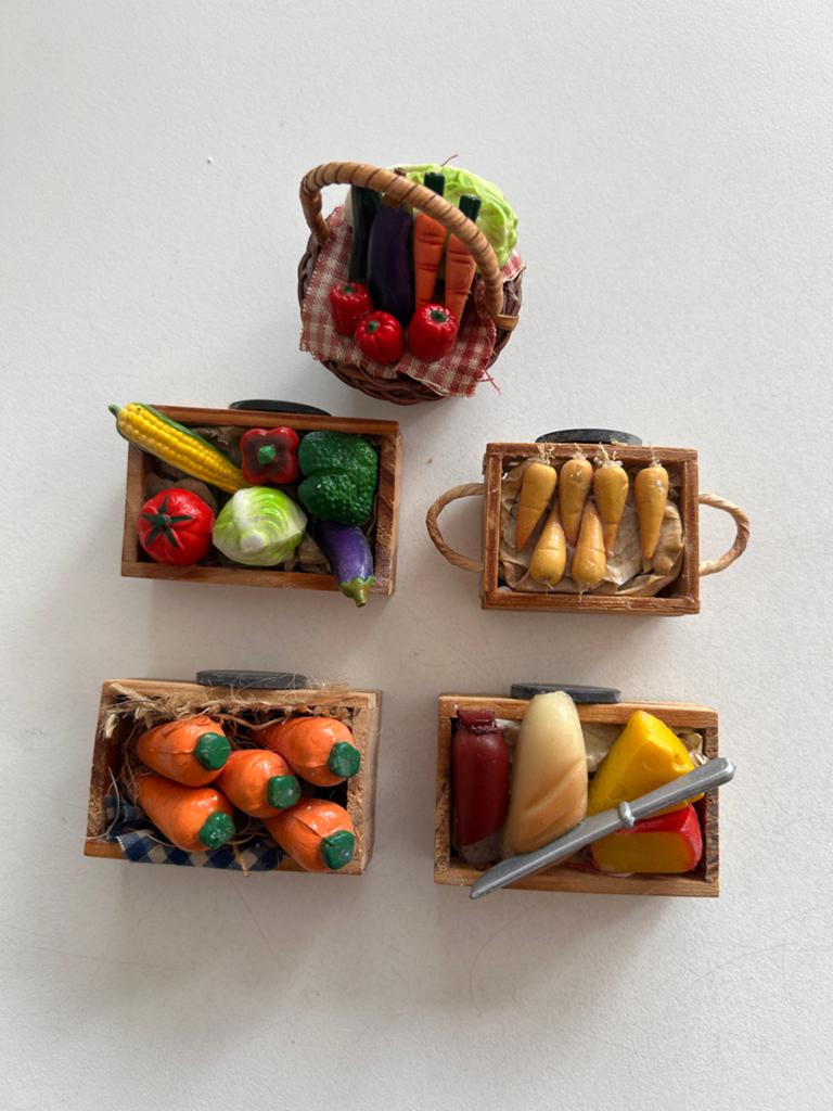 Miniatuur groenten en fruit magneten set, Ophalen of Verzenden, Gebruikt