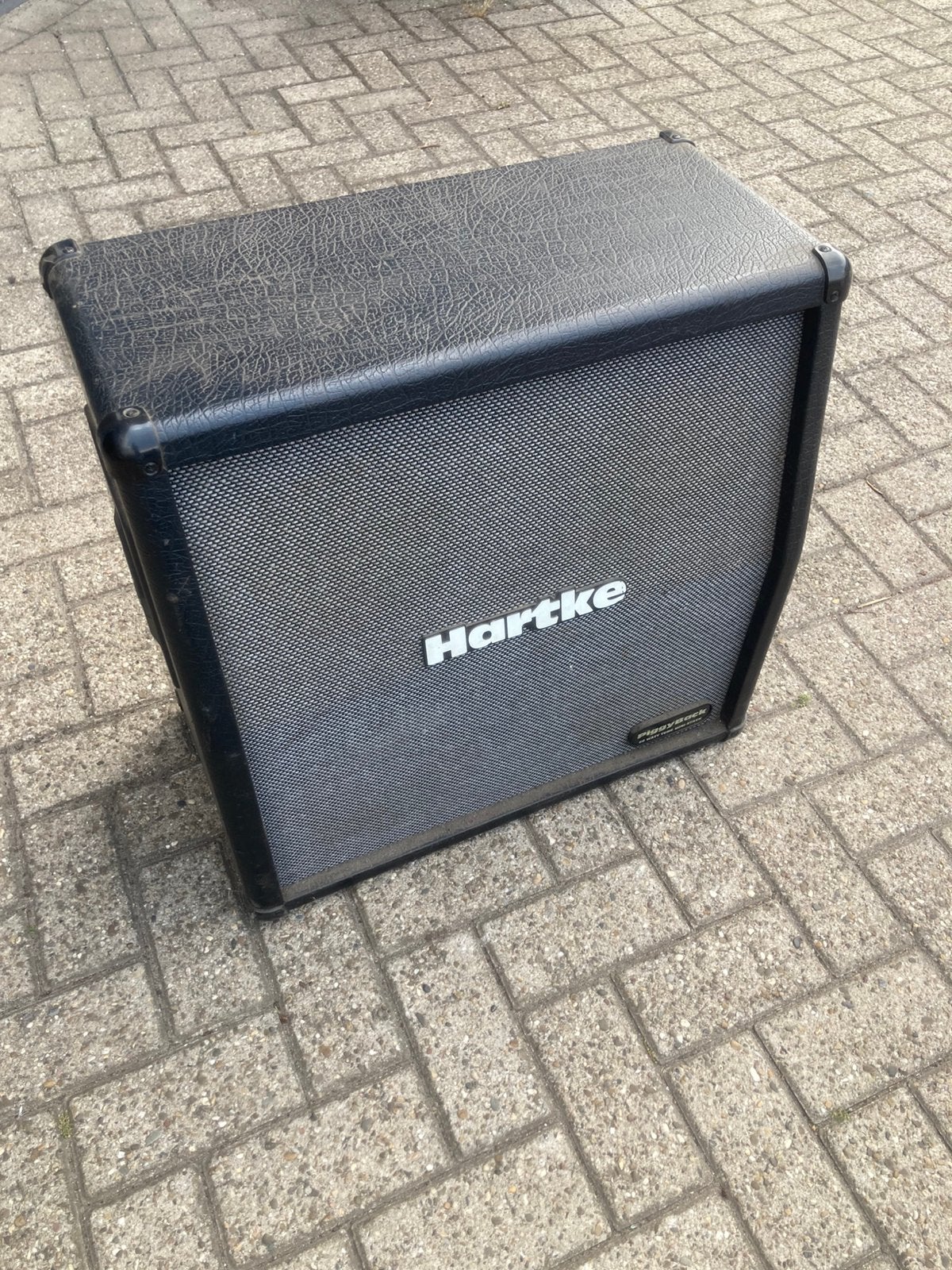 Hartke Piggyback - 4x 10 inch buik cabinet, Ophalen of Verzenden, Zo goed als nieuw, 100 watt of meer