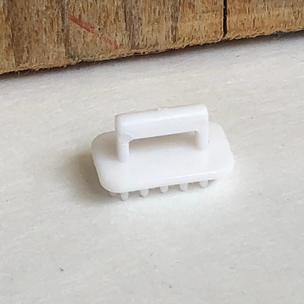 Wir borstel met handvat voor Barbie, Ophalen of Verzenden, Poppenhuis