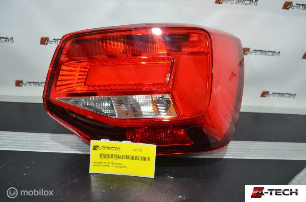 Achterlicht rechts Audi Q2 GA LO-13 LO-13 81A945070B, Audi, Gebruikt