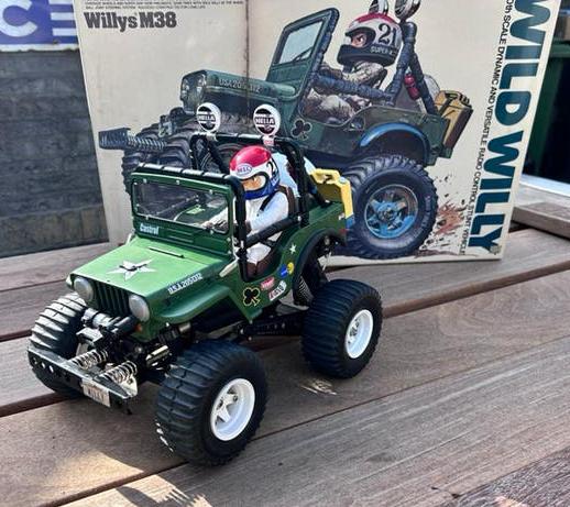 Tamiya Wild Willy M38 1984 met doos, Ophalen, Gebruikt, Schaal 1:10, Auto offroad