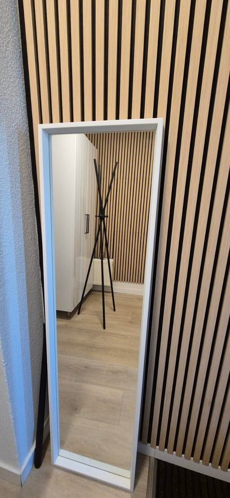 Ikea Nissedal spiegel 40x150 cm, Huis en Inrichting, Woonaccessoires | Spiegels, Ophalen, Minder dan 50 cm, 100 tot 150 cm, Zo goed als nieuw