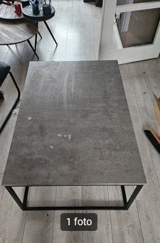 salon koffie tafel jysk grijs blad zwart frame, Ophalen, 50 tot 100 cm, Overige materialen, 50 tot 100 cm