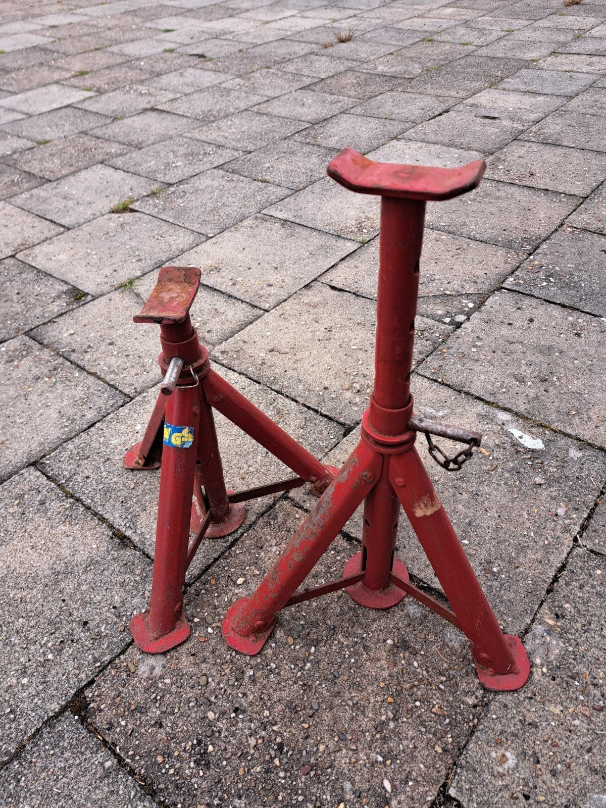 Assteunen, Ophalen, Zo goed als nieuw, Hydraulisch, Garagekrik