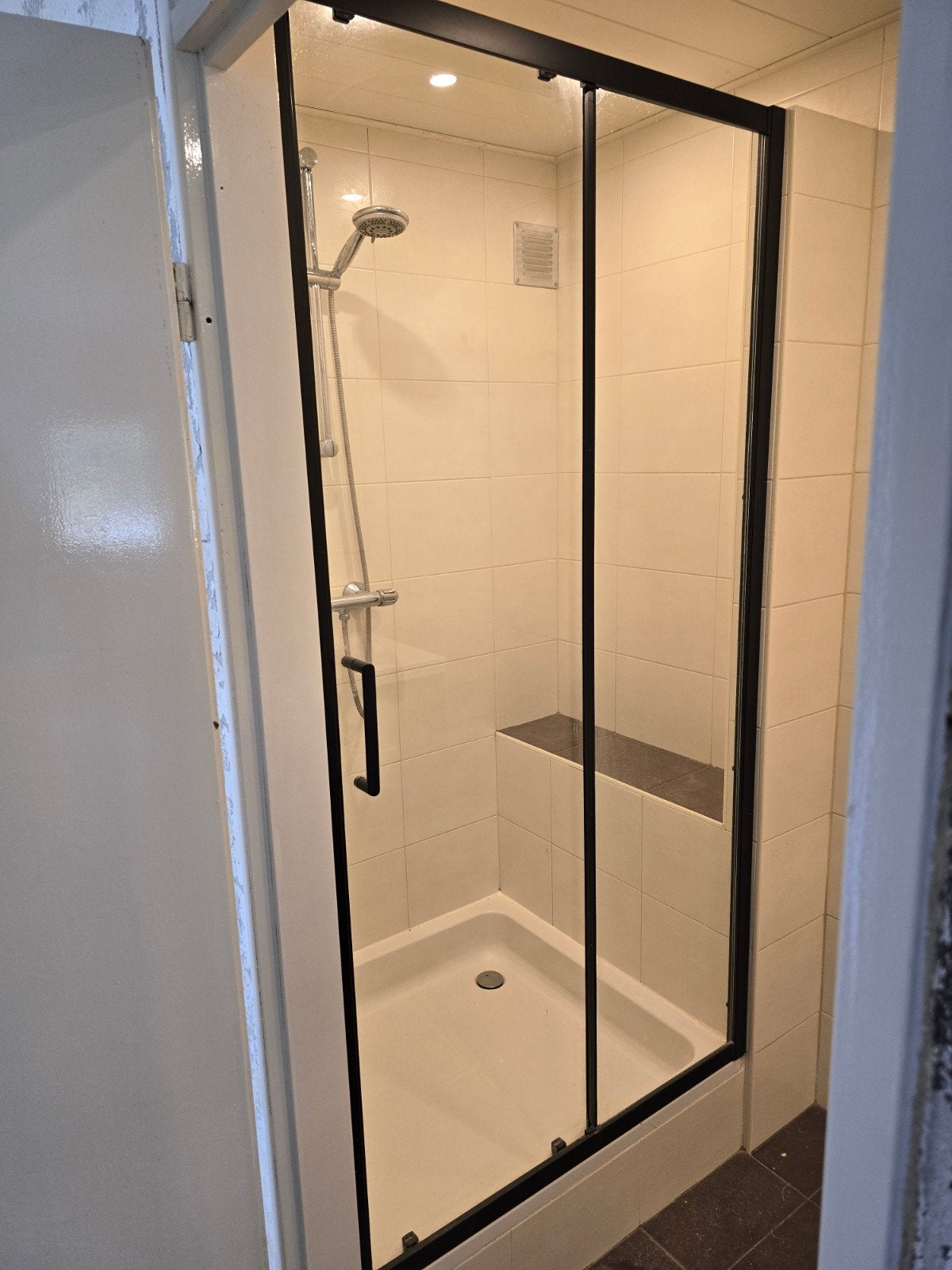 Complete douchecabine 100x90cm met kraan en douchekop, Doe-het-zelf en Verbouw, Sanitair, Ophalen, Gebruikt, Glas, Douche