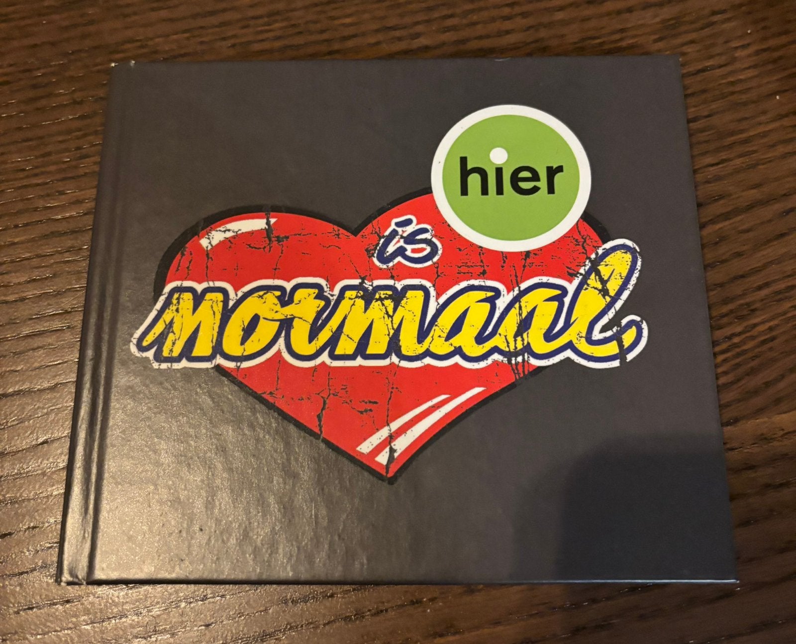 Normaal - Hier is Normaal, Cd's en Dvd's, Ophalen of Verzenden, Zo goed als nieuw