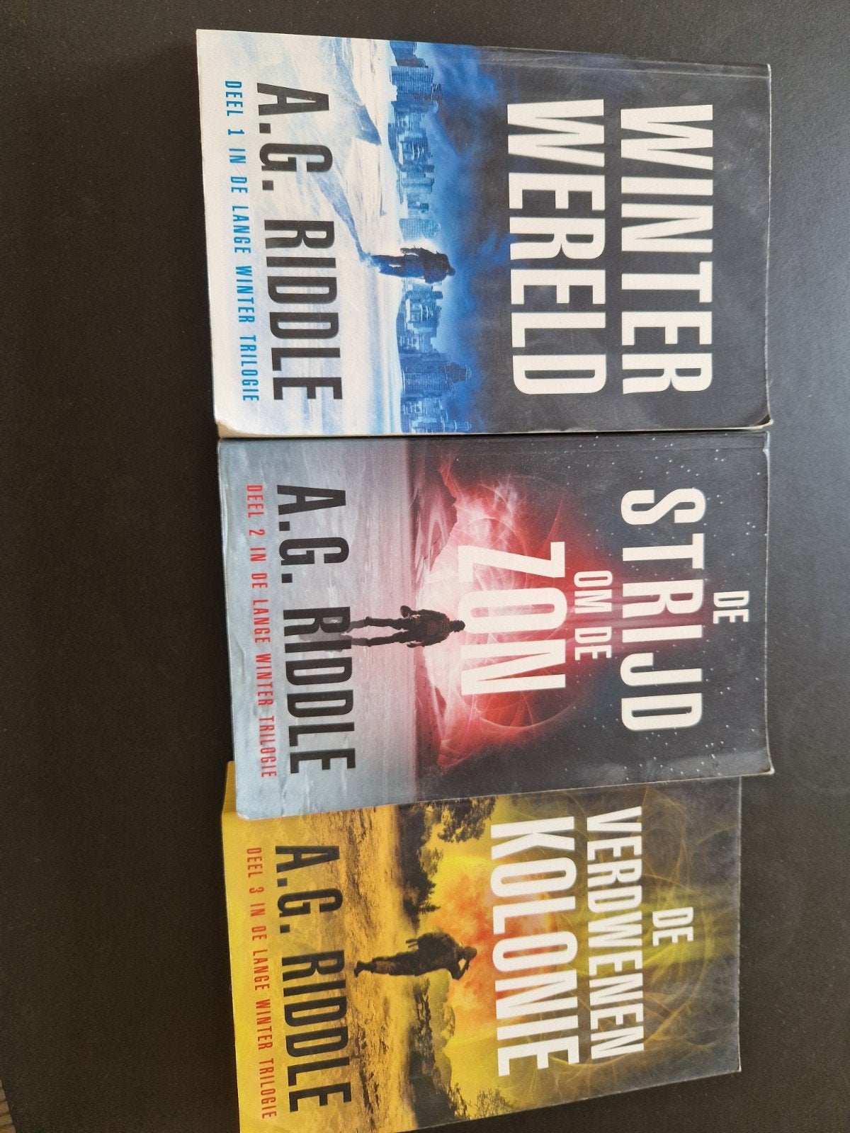 A.G. Riddle - triologie, Boeken, Ophalen of Verzenden, Zo goed als nieuw, A.G. Riddle