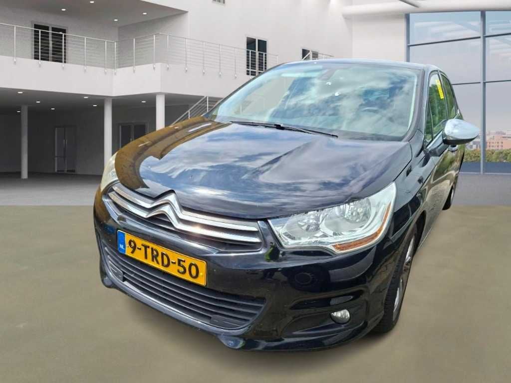 Citroen C4 1.2 PureT. Exclusive * 9-TRD-50, Voorwielaandrijving, Euro 6, 1199 cc, Zwart
