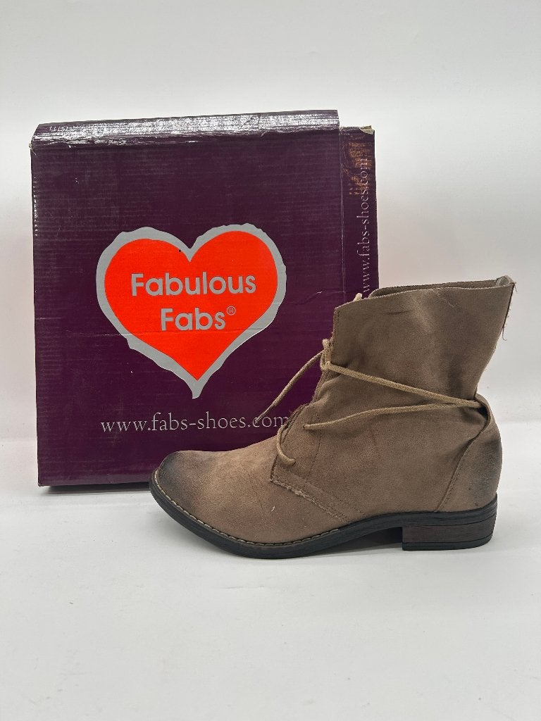 Fabulous Fabs maat 38 trendy taupe veterenkellaarsjes., Kleding | Dames, Bruin, Verzenden, Lage of Enkellaarzen, Nieuw