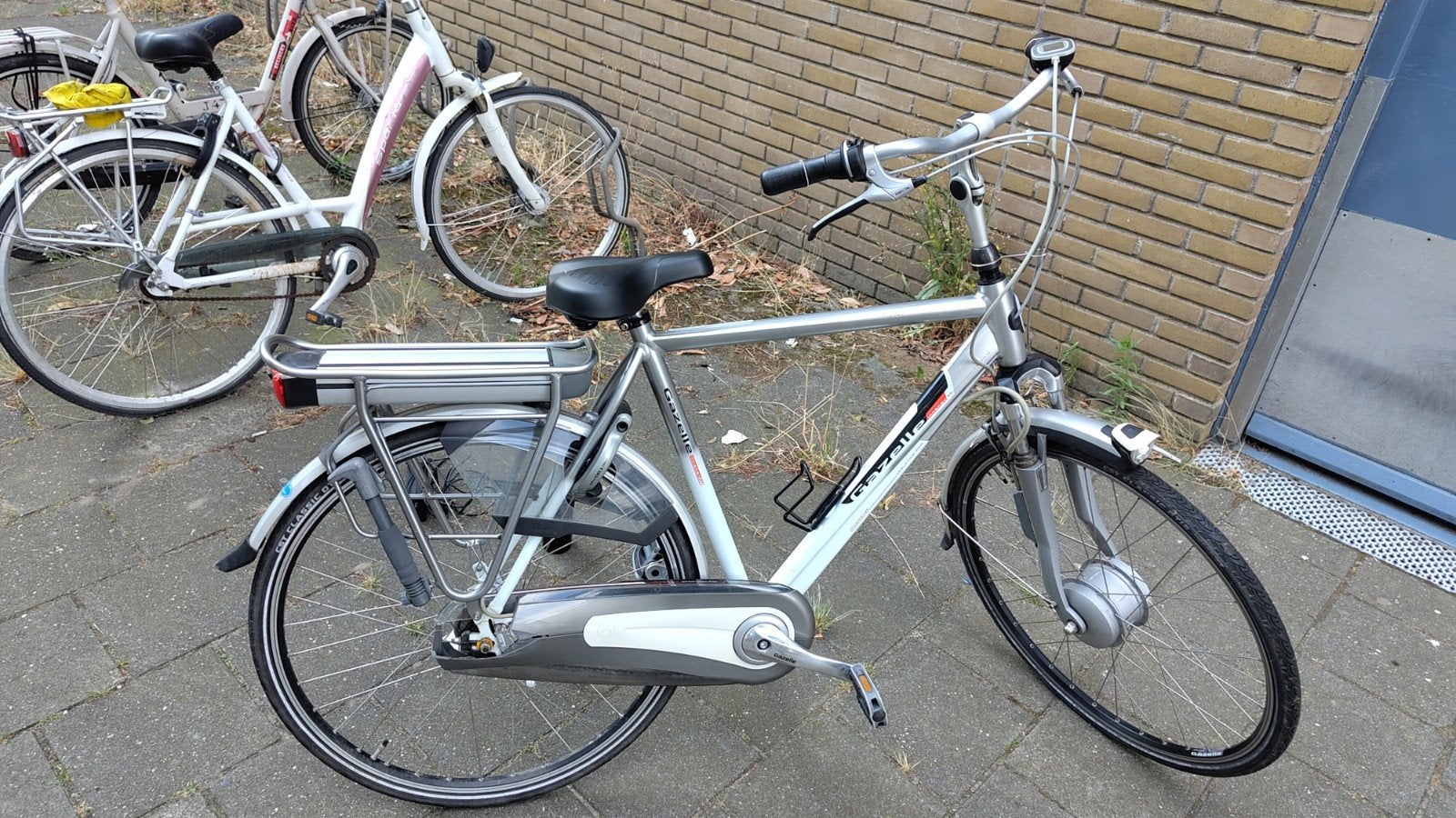 Gazelle innergy XT (Kapotte motor) accu los te koop, Ophalen, Gebruikt, Velgrem, Versnellingen