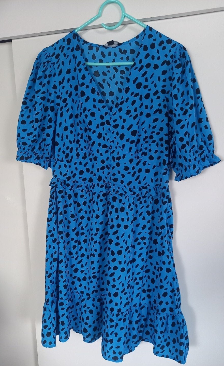 Nieuwe blauwe jurk met panterprint - Maat 42, Ophalen of Verzenden, Nieuw, Maat 42/44 (L), Blauw