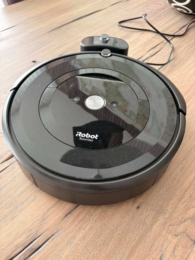 Robot stofzuiger roomba e5, Witgoed en Apparatuur, Stofzuigers, Ophalen of Verzenden, Zo goed als nieuw