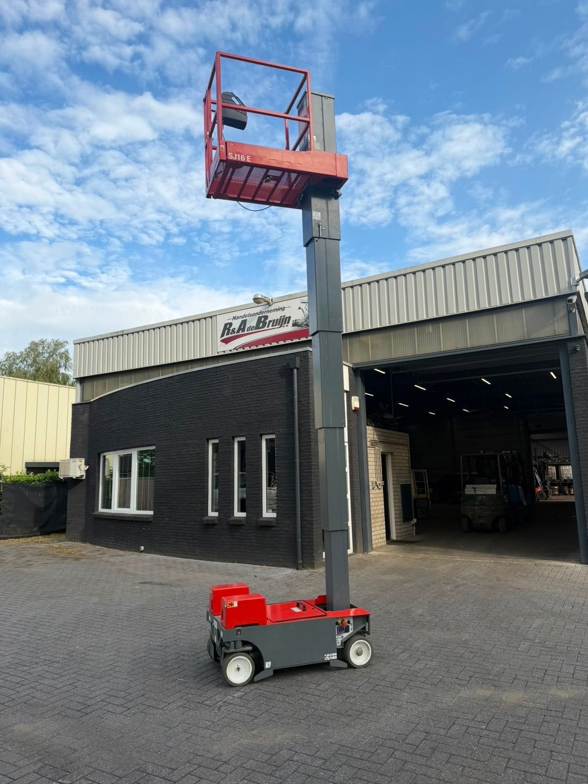 Skyjack SJ16E Schaarlift - Bouwjaar 2022 - Marge, Ophalen