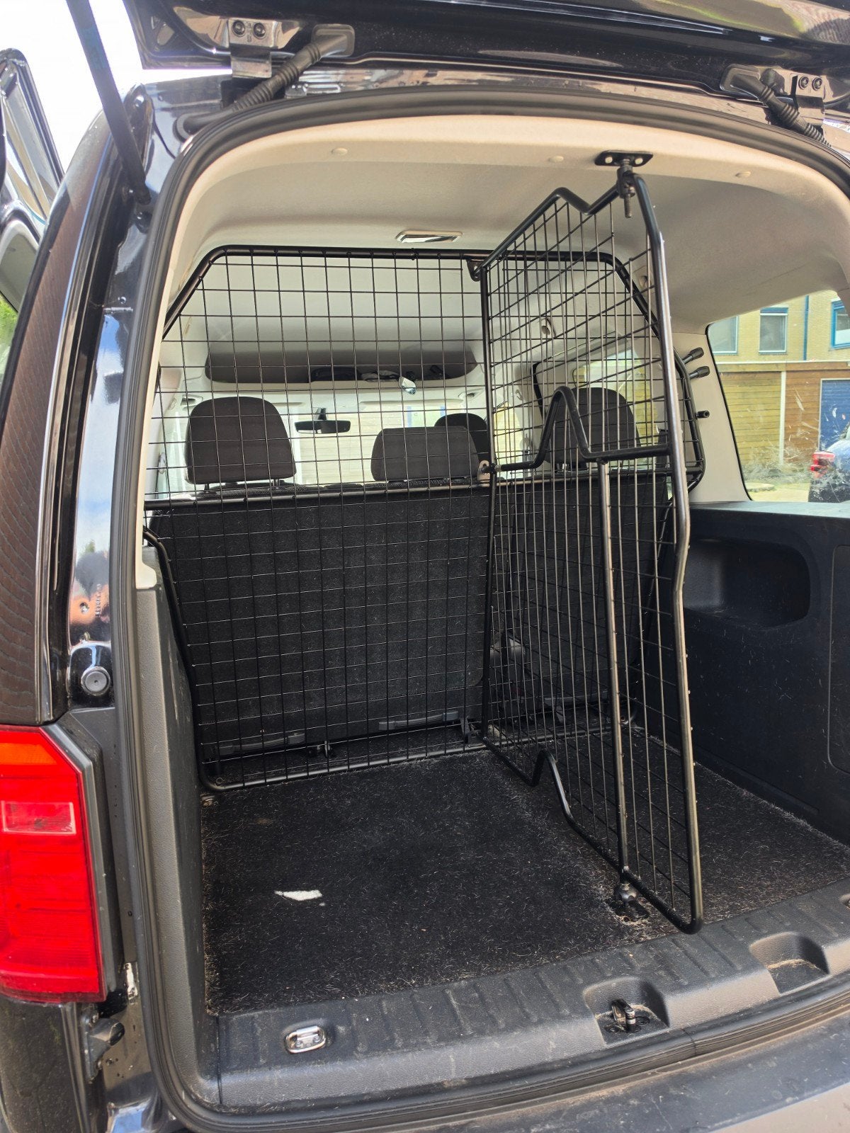 VW Caddy scheidingsrek / hondenrek, Ophalen