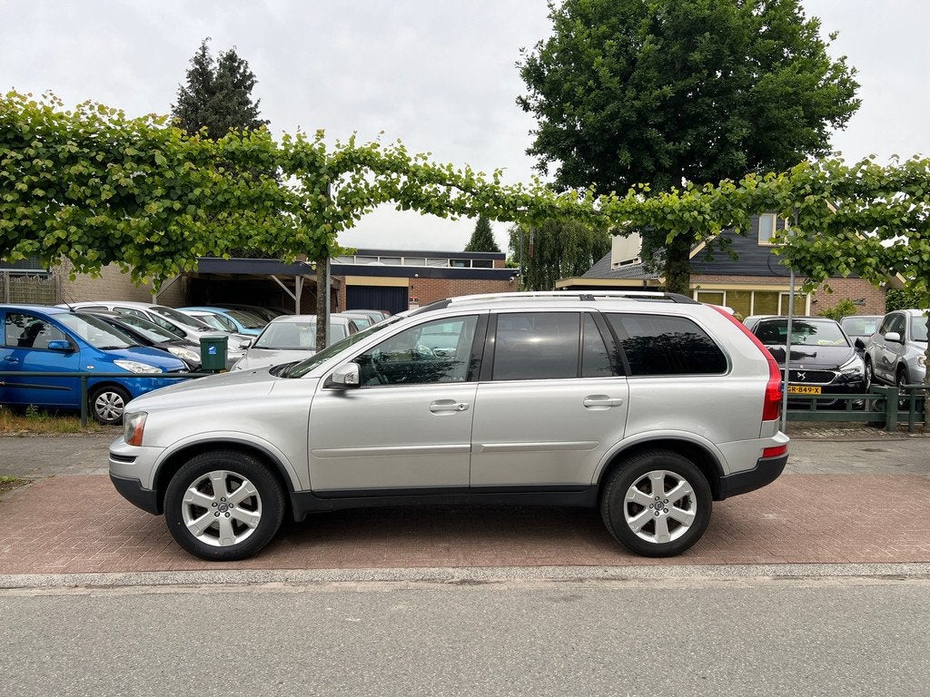 Volvo XC90 2.5 T5 Limited Edition 7 persoons, Gebruikt, Zwart, 7 stoelen, 2521 cc