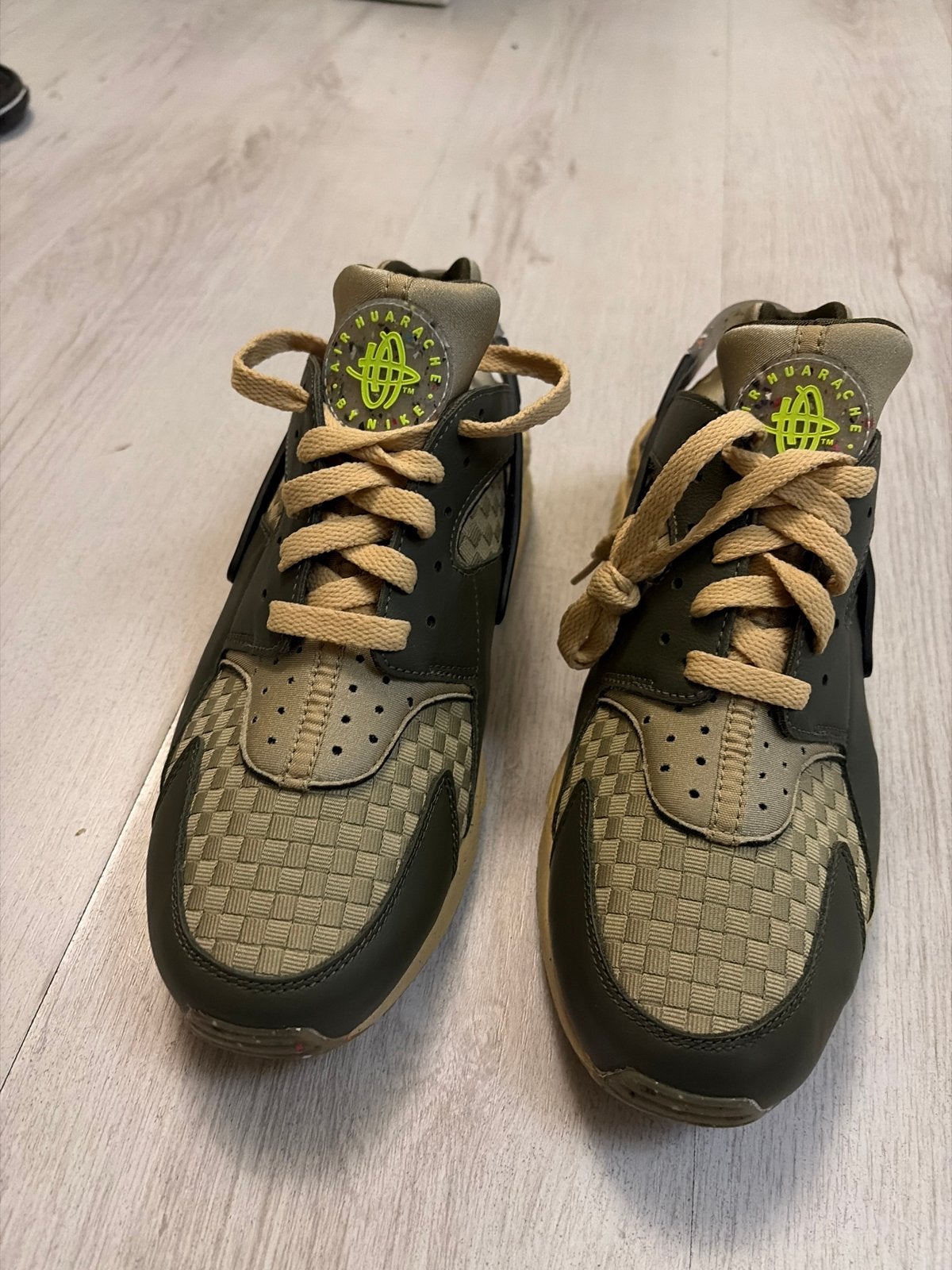 Nike Huarache sneakers - maat 43, Ophalen of Verzenden, Gedragen, Groen, Sneakers of Gympen