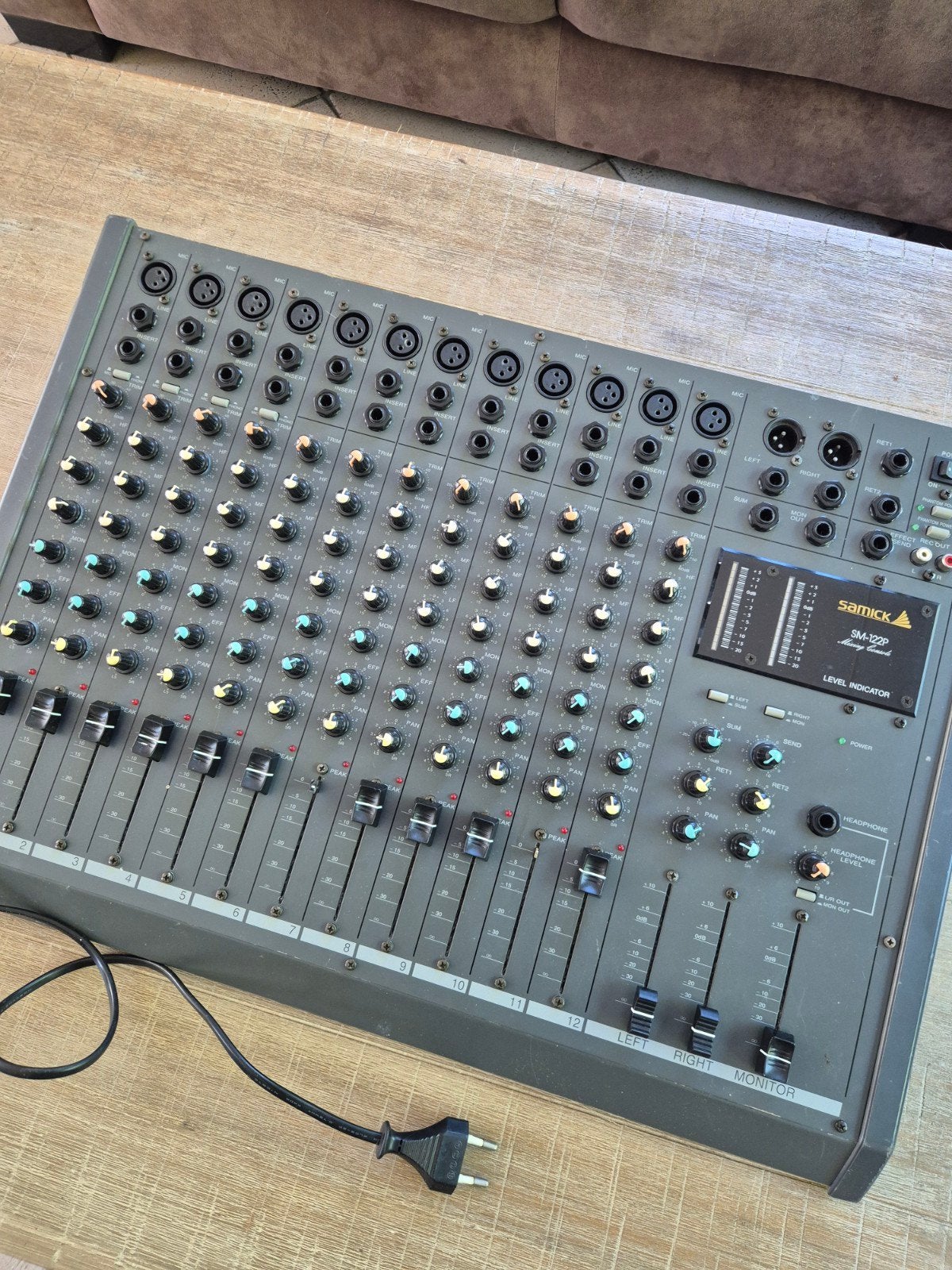Samick SM-122P Mengpaneel - Vintage Mixer, Ophalen of Verzenden, Gebruikt, 10 tot 20 kanalen, Microfooningang