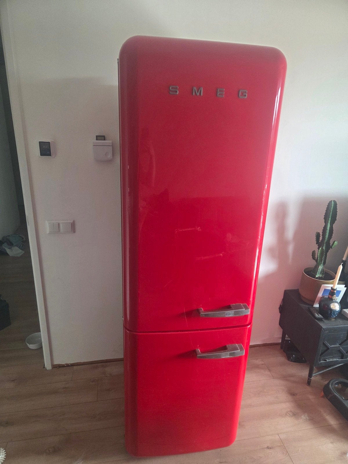Smeg Koelvriescombinatie No Frost Rood, Witgoed en Apparatuur, Gebruikt, 200 liter of meer, 60 cm of meer, Met aparte vriezer