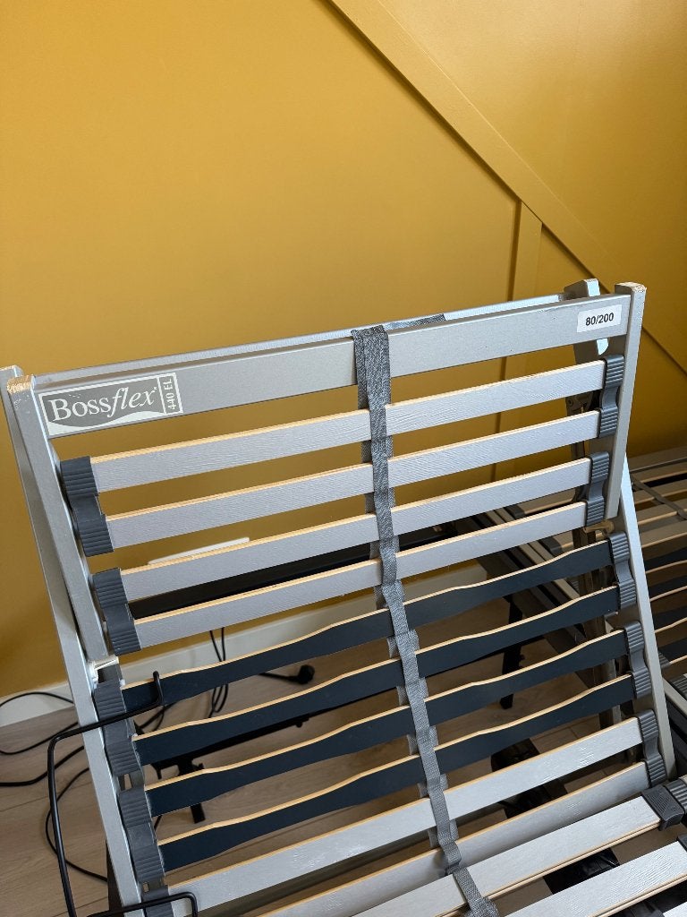 Elektrische verstelbare lattenbodem, Ophalen, Gebruikt, Tweepersoons, 80 cm