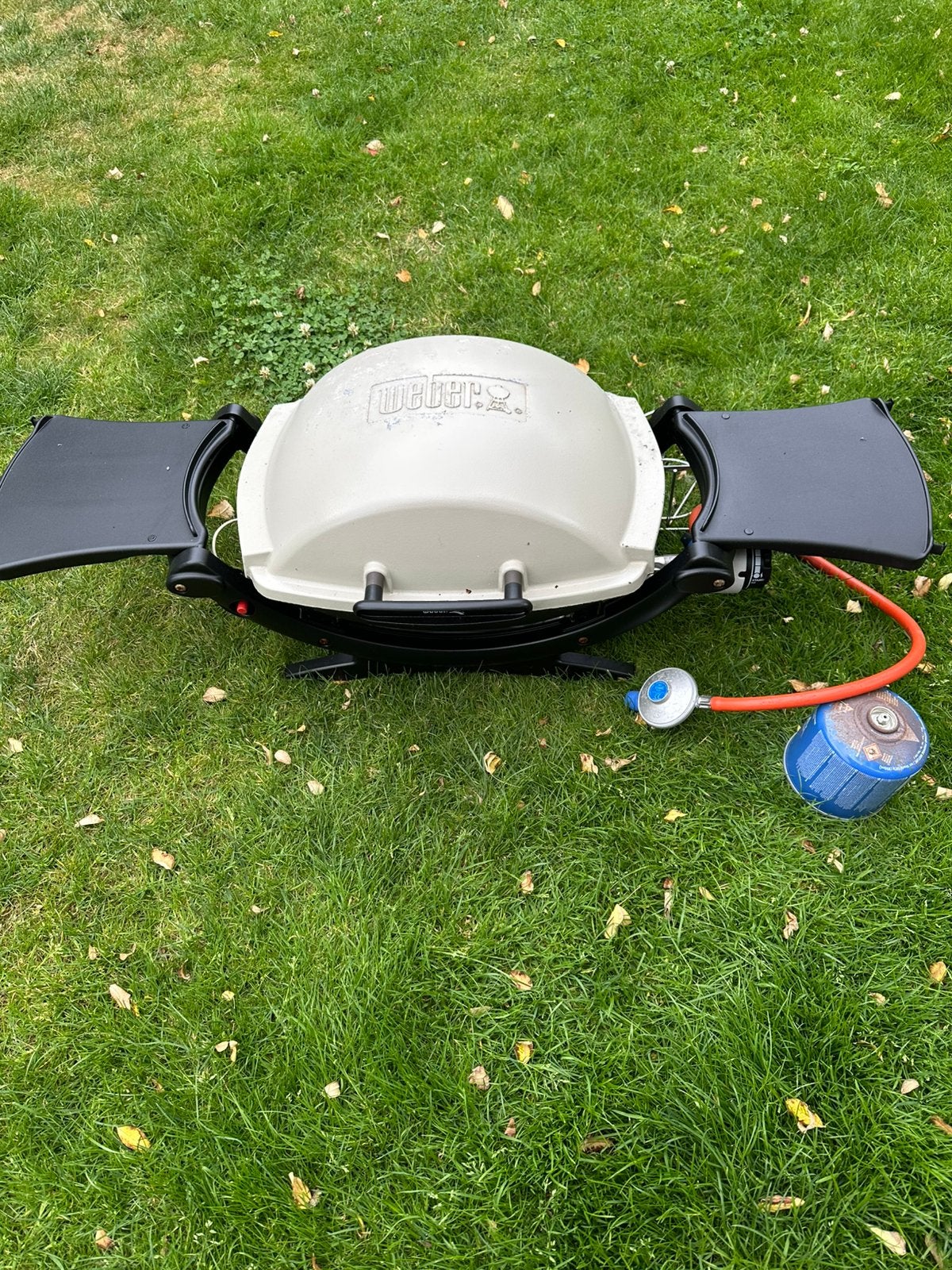 Weber q100 gasbarbeque, Tuin en Terras, Gasbarbecues, Ophalen, Gebruikt