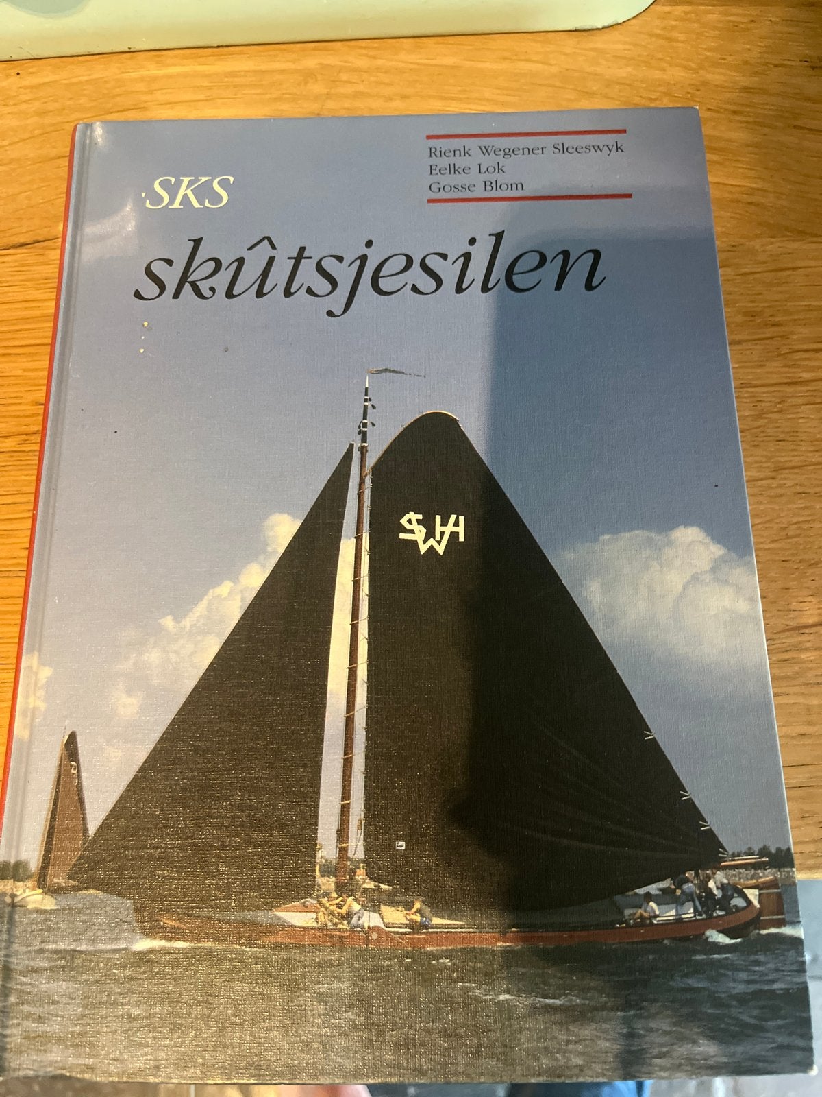 E. Lok - SKS Skutsjesilen, Boeken, E. Lok; R. Wegener Sleeswyk; G. Blom, Ophalen of Verzenden, Zo goed als nieuw, Balsport