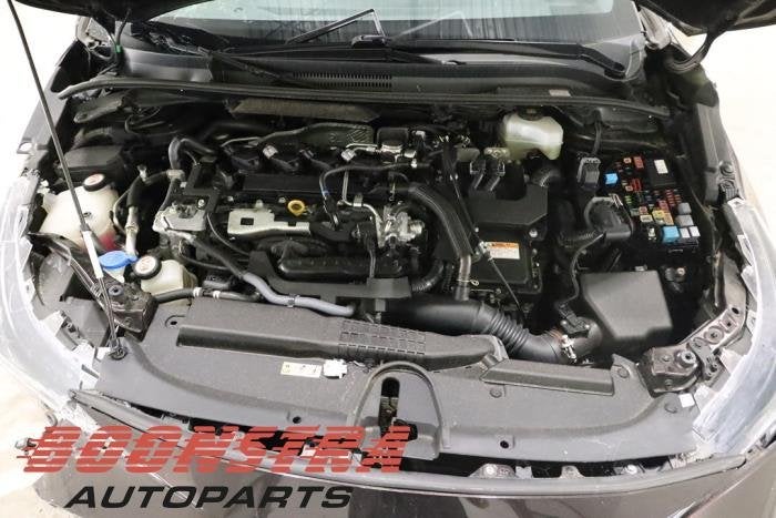 Motor van een Toyota Corolla (Corolla 19-)