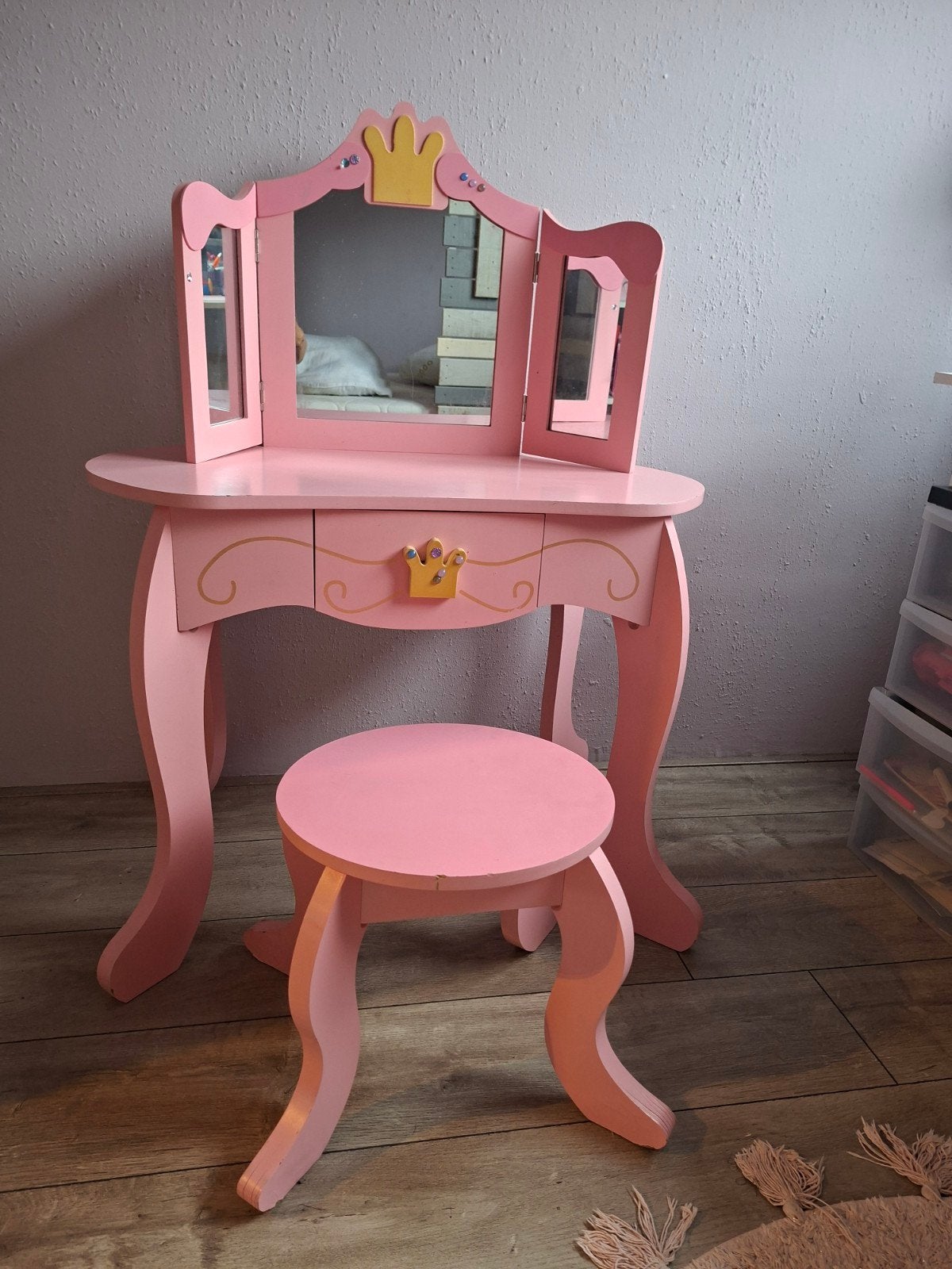 Roze kinder make-up tafel met krukje, Ophalen of Verzenden, Gebruikt, Tafel