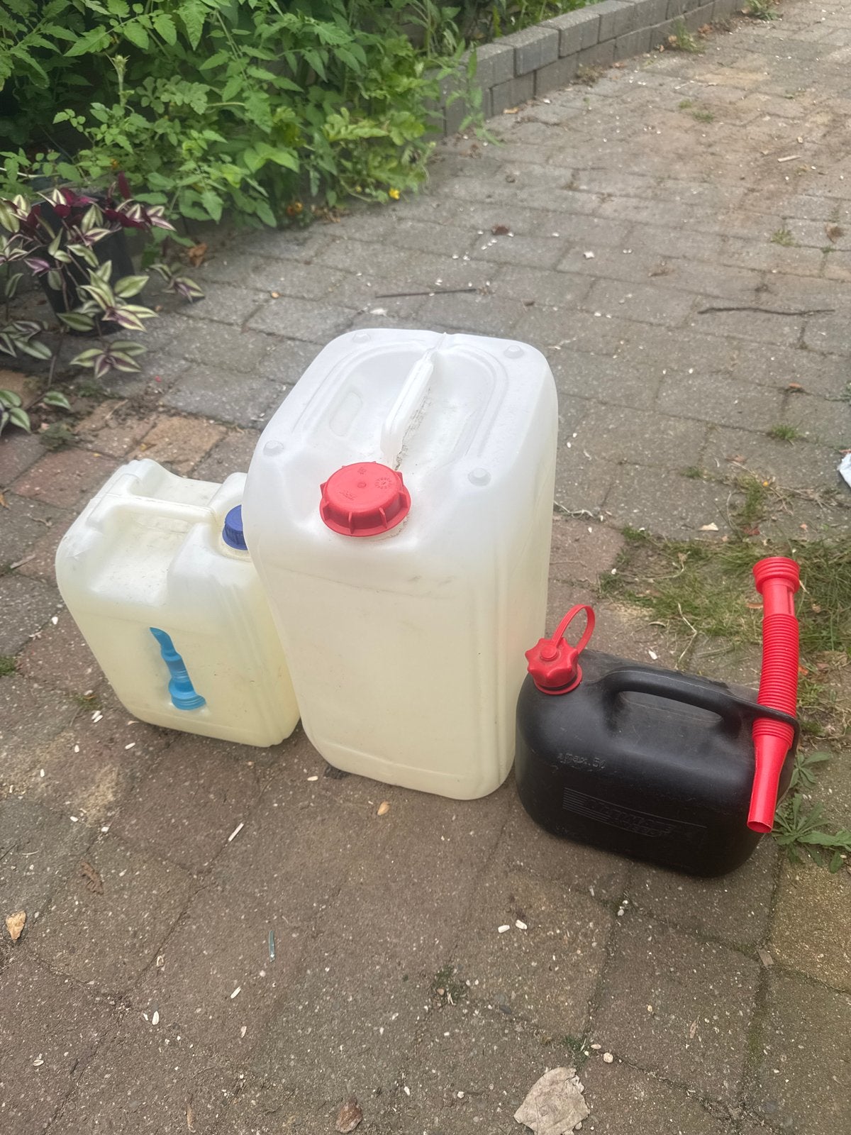 Jerrycans en brandstofkan met trechter 5/10/25 L, Ophalen