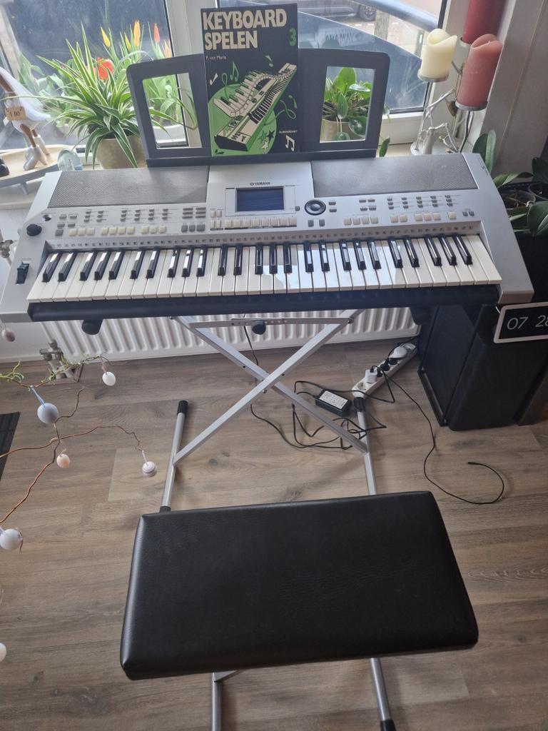 Yamaha PSR-S500 Keyboard met standaard en kruk, Ophalen, Midi-aansluiting, Yamaha, 61 toetsen