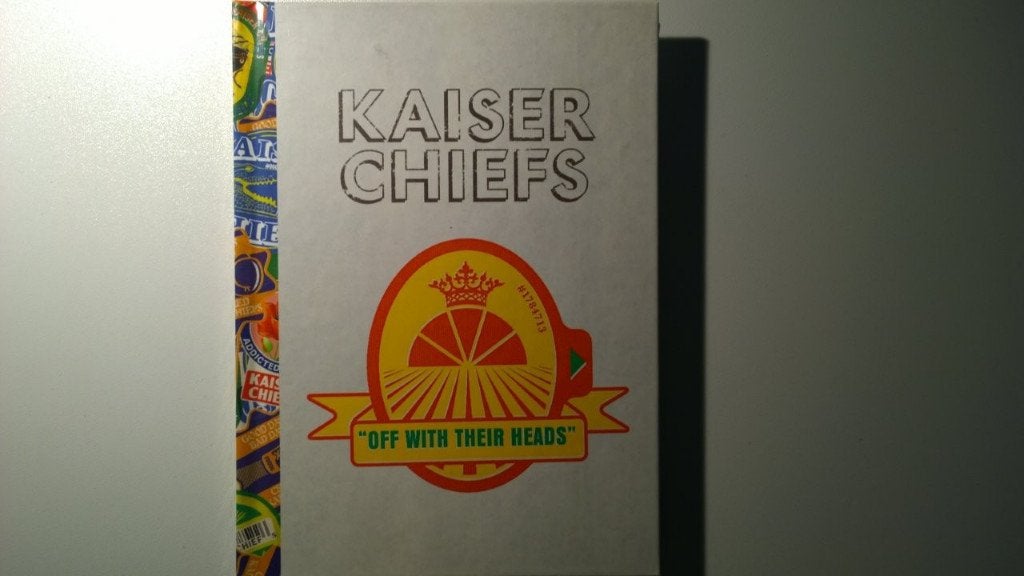Kaiser Chiefs - Off With Their Heads (2 CD), Ophalen of Verzenden, Zo goed als nieuw, Poprock