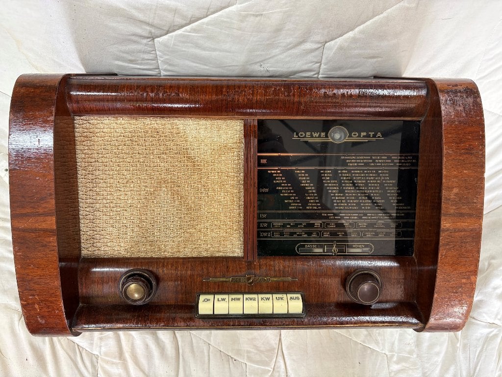 Antieke Loewe Opta radio, omgebouwd naar Bluetooth., Ophalen of Verzenden